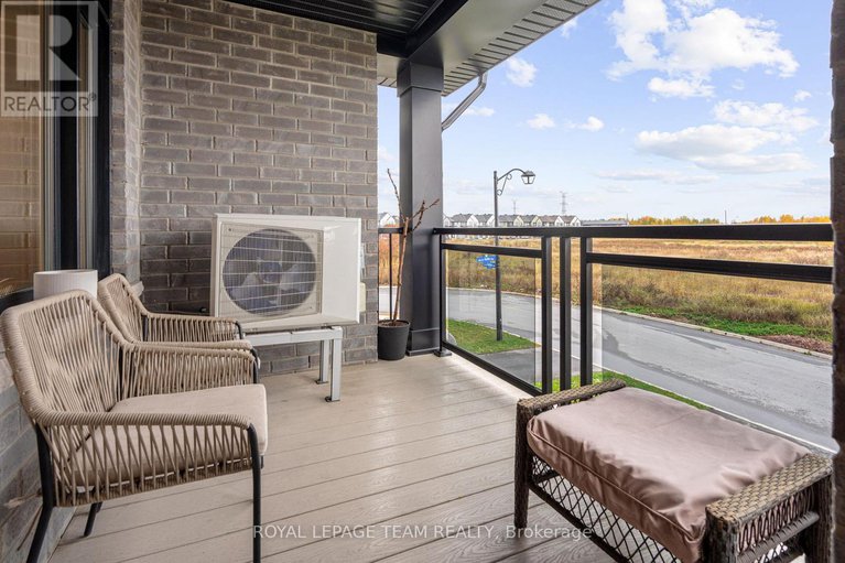 29015602/14-verglas-lane/mer-bleuebradley-estatesanderson-park/ottawa/ontario/K1W0P5_19