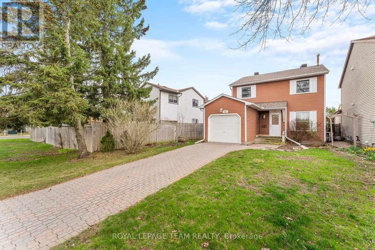 28234836/107-melanie-crescent/glencairnhazeldean/ottawa/ontario/K2L2E4_3