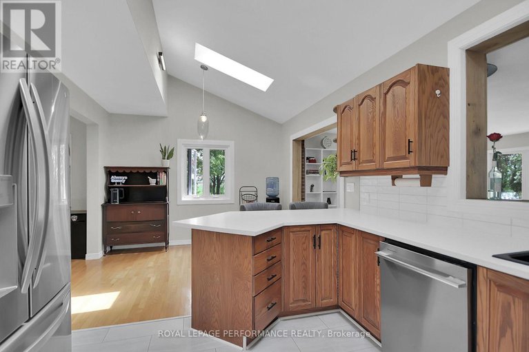 28546944/14120-county-road-13-road/north-stormont-finch-twp/north-stormont/ontario/K0A1R0_13