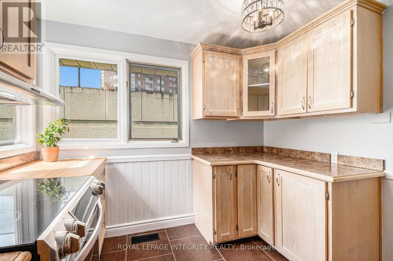 28906106/913j-elmsmere-road/beacon-hill-south/ottawa/ontario/K1J8G4_9