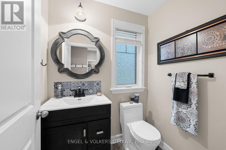 28926849/511-erinwoods-circle/stonebridge/ottawa/ontario/K2J5M5_16