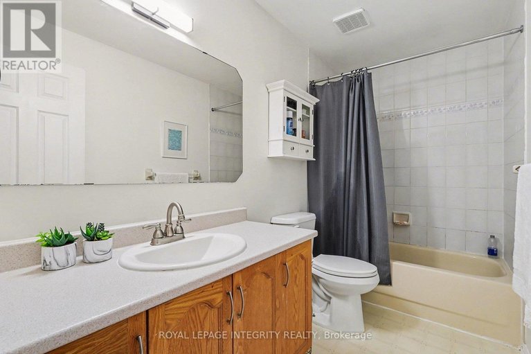 29683606/2103-gardenway-drive/fallingbrookgardenway-south/ottawa/ontario/K4A3K2_24