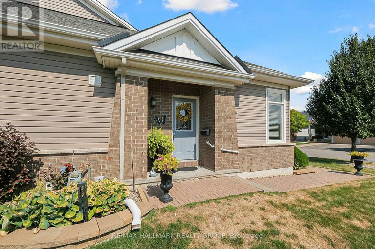 28822293/325-farincourt-crescent/avalon-west/ottawa/ontario/K4A0M6_6