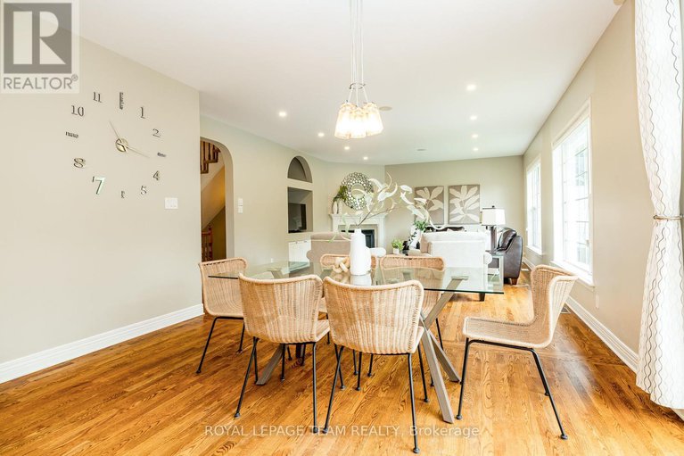 28541341/10-beechgrove-gardens/stittsville-south/ottawa/ontario/K2S1W5_17