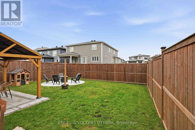 29601228/272-meynell-road/goulbourn-twp-from-franktown-rdsouth-to-rideau/ottawa/ontario/K0A2Z0_40