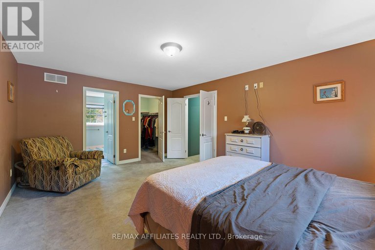 28980028/2296-eady-road/horton-twp/horton/ontario/K7V3Z8_16