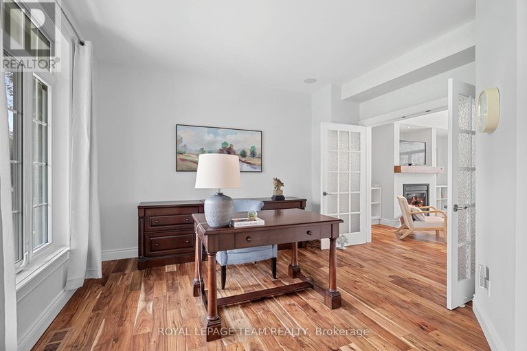 28316771/2377-pine-avenue/manotick-east-to-manotick-station/ottawa/ontario/K4M1B4_9