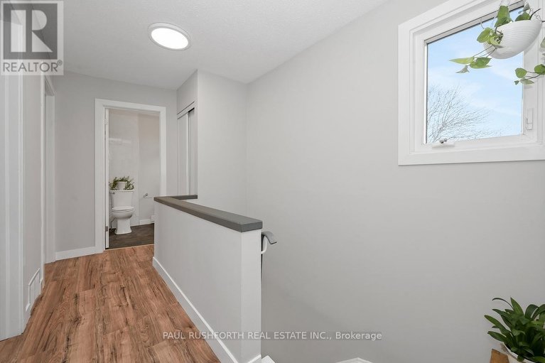 29613824/244-salter-crescent/beaverbrook/ottawa/ontario/K2K1Z2_20