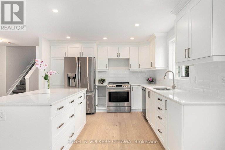 28939976/123-tripp-crescent/pheasant-run/ottawa/ontario/K2J1M5_10
