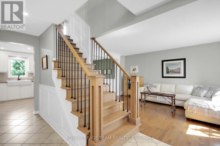 28640898/7117-quinnfield-way/greely/ottawa/ontario/K4P1B6_7