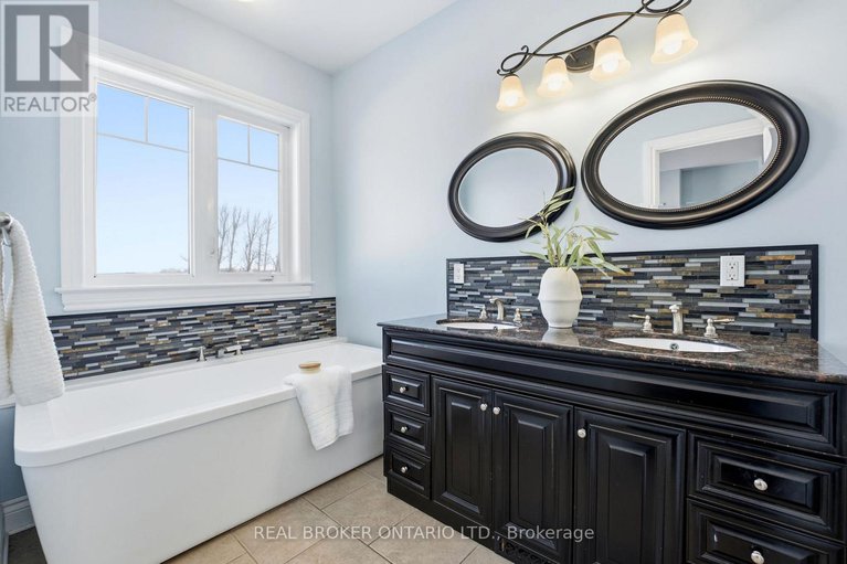 29394653/933-craig-road/north-grenville-twp-kemptville-south/north-grenville/ontario/K0G1S0_23