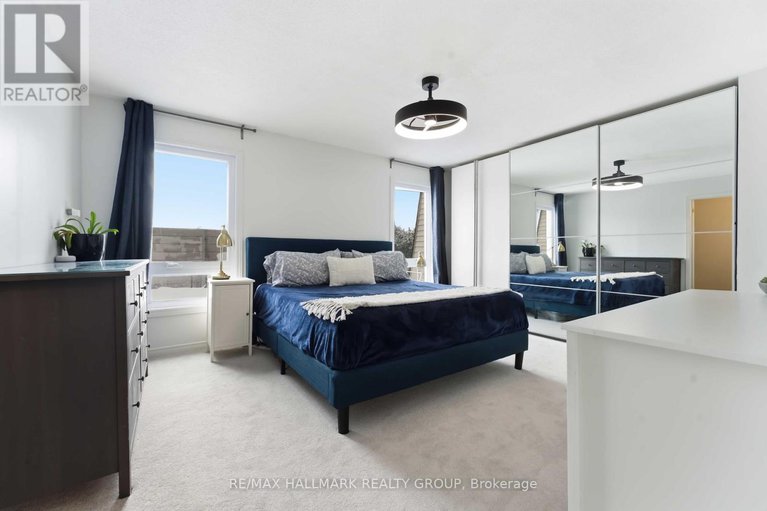 29416522/1091-burgundy-lane/convent-glen/ottawa/ontario/K1C2M9_20