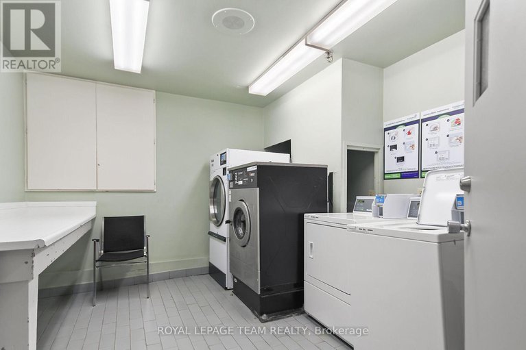 28646653/1103-1025-richmond-road/woodroffe/ottawa/ontario/K2B8G8_34