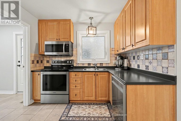 29620280/6417-st-louis-drive/hiawatha-parkconvent-glen/ottawa/ontario/K1C2X9_11