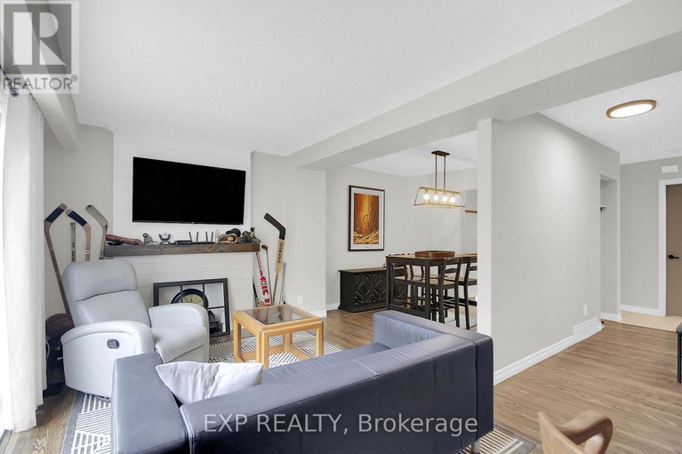 28739048/83-hadley-circle/bells-corners/ottawa/ontario/K2H7Z8_11