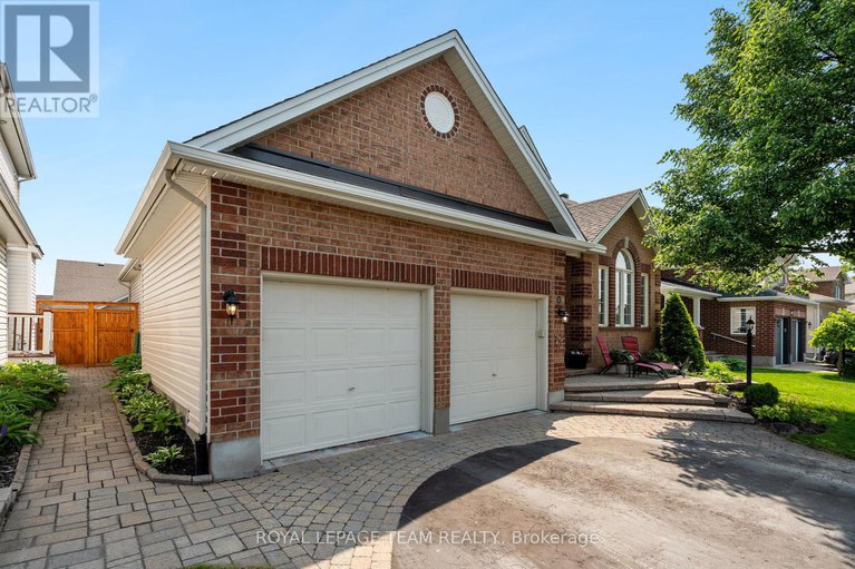 28525095/29-shining-star-circle/stittsville-south/ottawa/ontario/K2S2B4_3