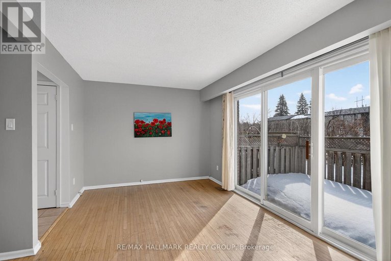 29672742/427-moodie-drive/bells-corners/ottawa/ontario/K2H8A5_10