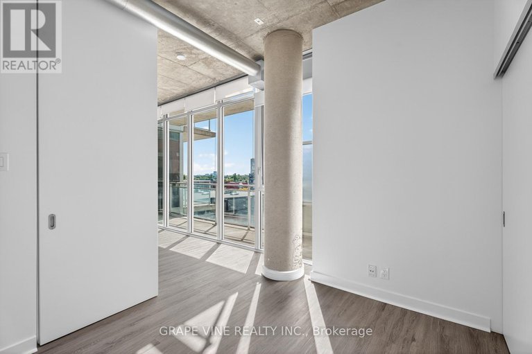 28867747/750-340-mcleod-street/ottawa-centre/ottawa/ontario/K2P1A4_21