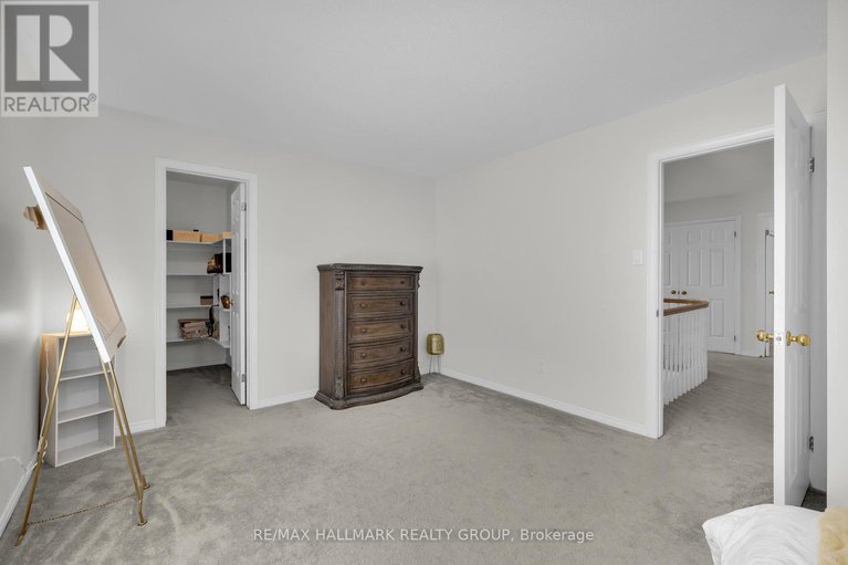 28625672/16-allenby-road/morgans-grantsouth-march/ottawa/ontario/K2K2H2_31