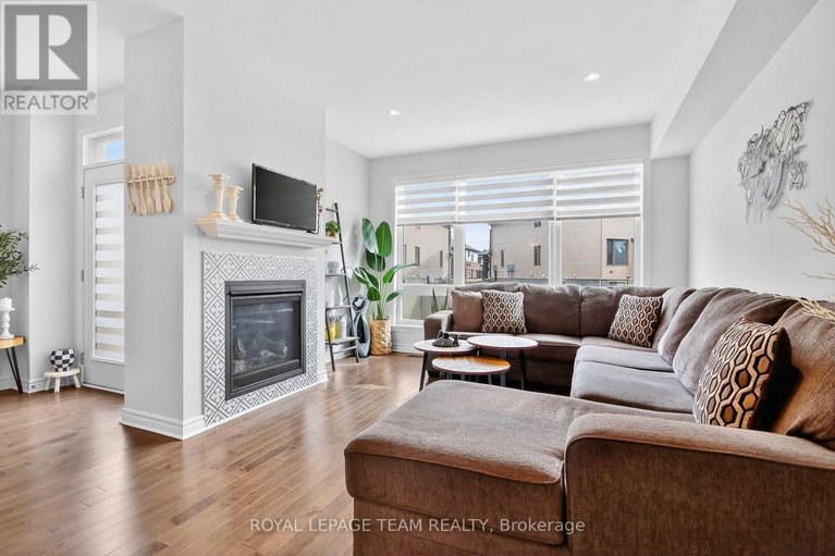 29541540/545-borbridge-avenue/riverside-southgloucester-glen/ottawa/ontario/K4M0J1_16