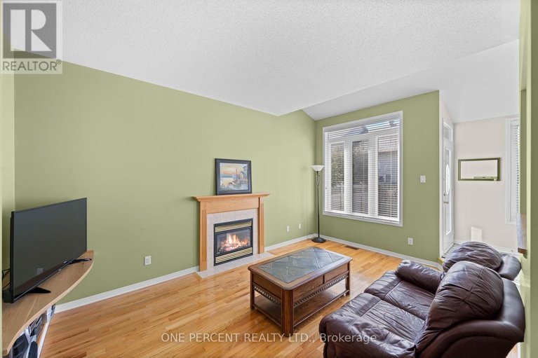 29586149/2113-hallendale-street/springridgeeast-village/ottawa/ontario/K4A4S1_11