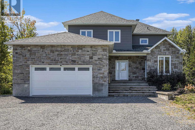 28881418/156-country-meadow-drive/huntley-ward-north-west/ottawa/ontario/K0A1L0_1