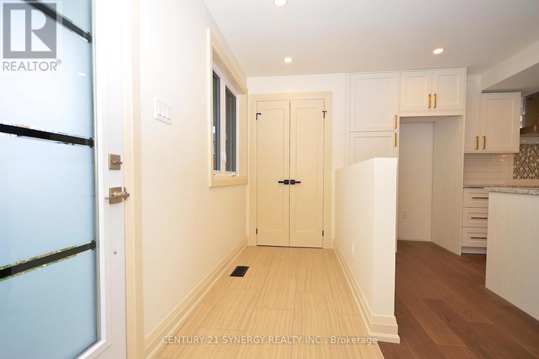 29094064/28-660-hochelaga-street/carson-meadows/ottawa/ontario/K1K2E9_3