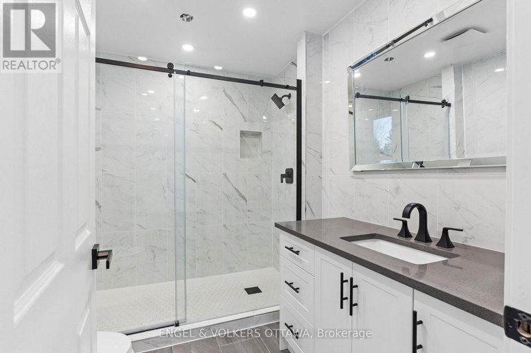 28332418/1375-trebla-way/greely/ottawa/ontario/K4P1E4_24