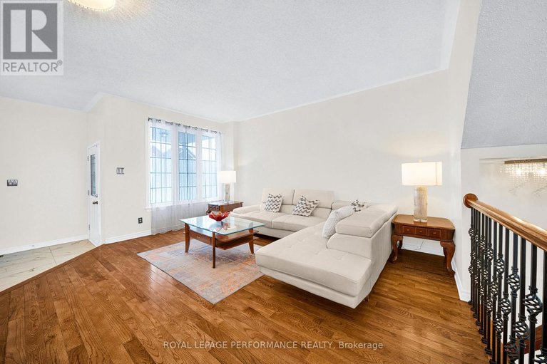 29608041/292-rustic-hills-crescent/springridgeeast-village/ottawa/ontario/K4A5A5_7