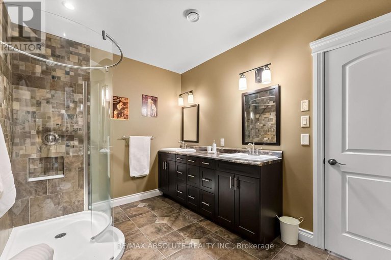 28563037/37-fairhaven-place/mcnabbraeside-twps/mcnabbraeside/ontario/K7S0B7_30