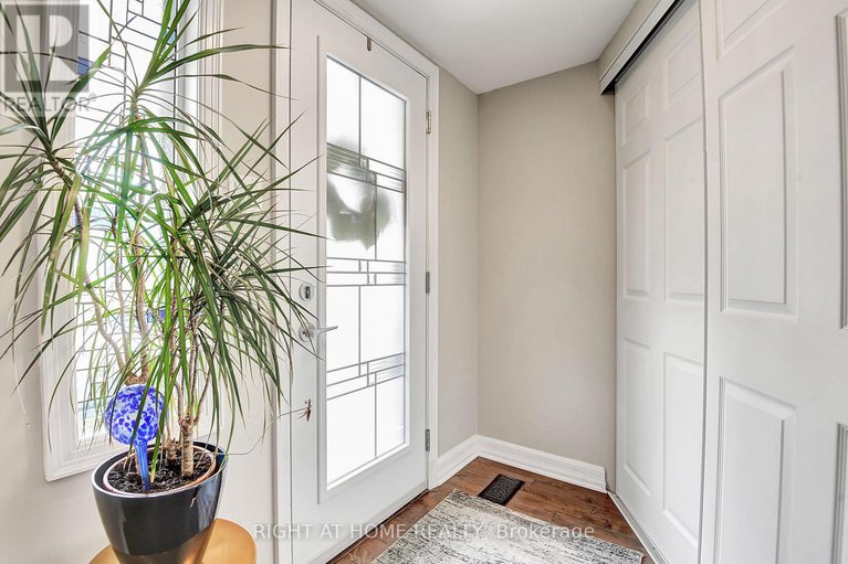 28233635/55-aylen-avenue/woodroffe/ottawa/ontario/K2A3P8_4
