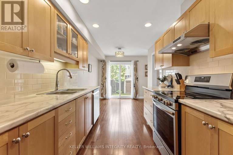 28533414/202-bookton-place/riverside-southgloucester-glen/ottawa/ontario/K1V2H3_7
