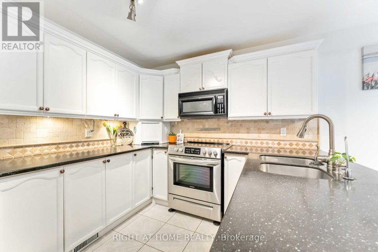 28765725/18-shetland-way/bridlewood/ottawa/ontario/K2M1R9_17