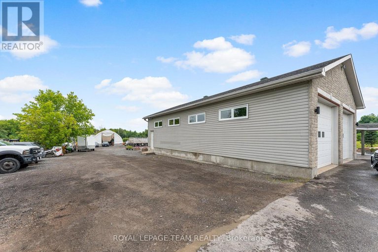 28873033/7474-mitch-owens-road/osgoode-twp-north-of-reg-rd-6/ottawa/ontario/K4P1K9_39