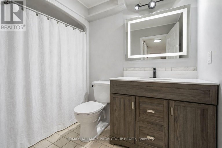 29534350/100-902-notre-dame-street/embrun/russell/ontario/K0A1W0_9