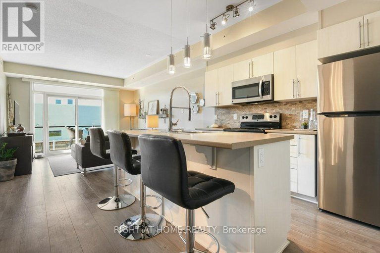 28057251/203-659-sue-holloway-drive/strandherd/ottawa/ontario/K2J5W3_7