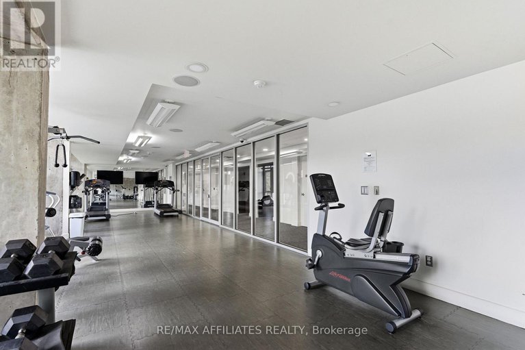 29083833/508-201-parkdale-avenue-w/mechanicsville/ottawa/ontario/K1Y1E8_17