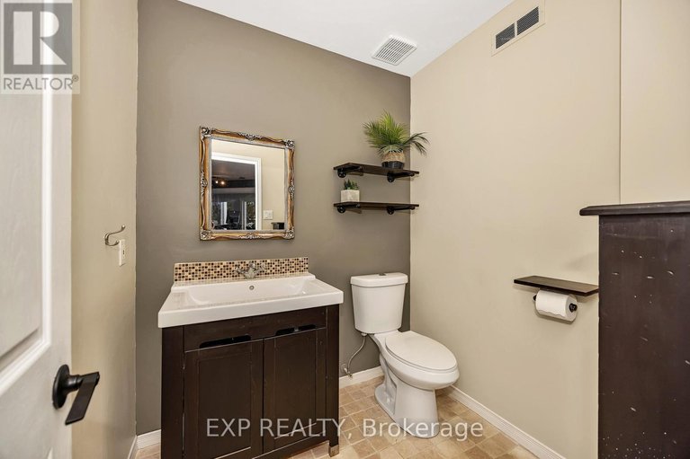 29513771/806-laval-street/casselman/casselman/ontario/K0A1M0_27