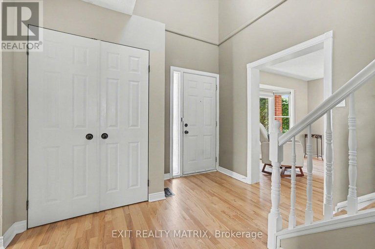 29667143/1583-sunview-drive/orleanssunridge/ottawa/ontario/K1C5A6_3