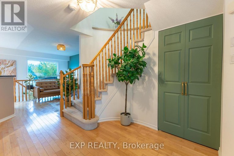 28967265/2341-glandriel-crescent/springridgeeast-village/ottawa/ontario/K4A4S8_14