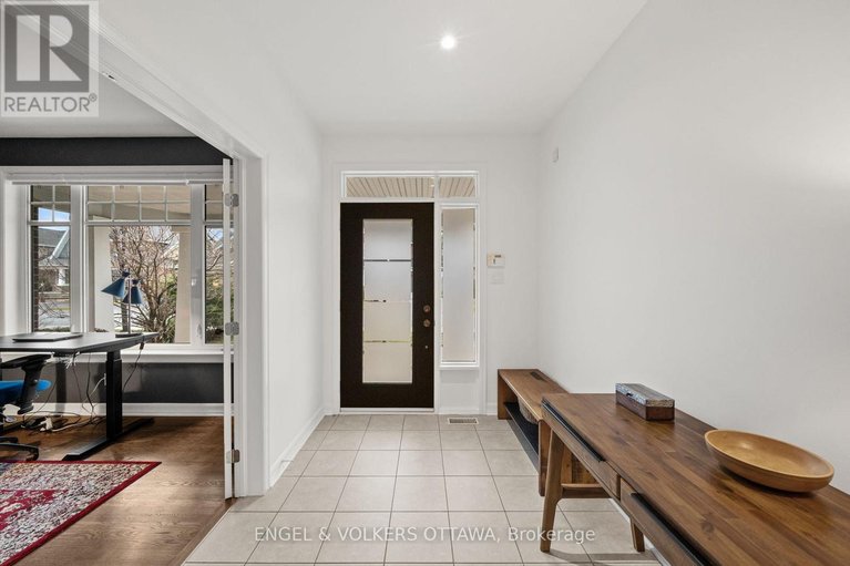 29623867/566-erinwoods-circle/stonebridge/ottawa/ontario/K2J5M8_4