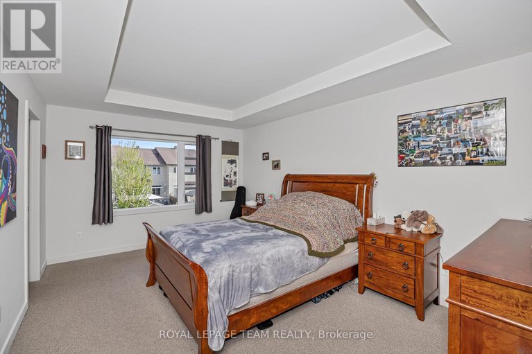 28504001/522-borbridge-avenue/riverside-southgloucester-glen/ottawa/ontario/K4M0H9_23