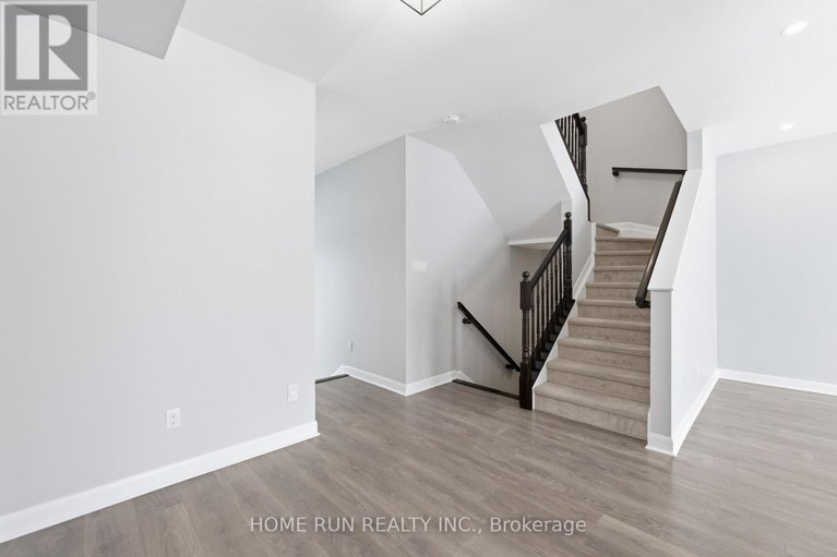 29412853/173-bending-way/hearts-desire/ottawa/ontario/K2J6P2_26