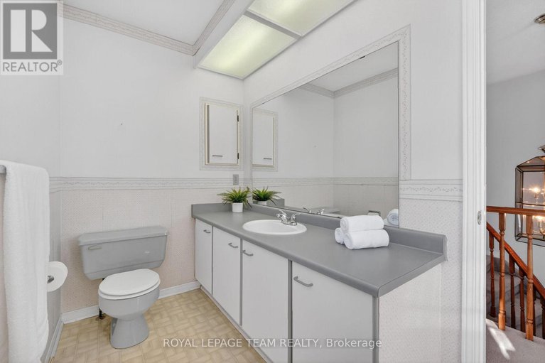 29365768/38-maple-grove-road/katimavik/ottawa/ontario/K2L3K8_27