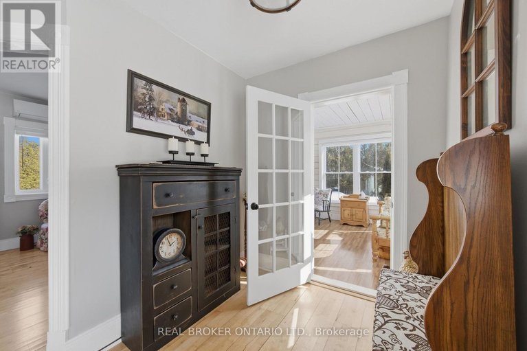 29603322/2090-beach-road/north-grenville-twp-kemptville-south/north-grenville/ontario/K0G1S0_37