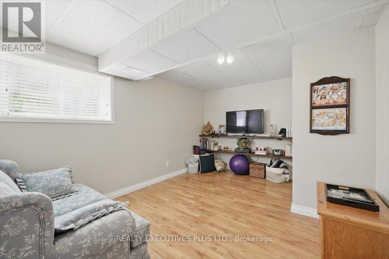 29406075/2935-baseline-road/clarencerockland-twp/clarence-rockland/ontario/K0A3N0_31