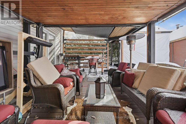 29406183/1110-trillium-place/town-of-rockland/clarence-rockland/ontario/K4K1T1_33