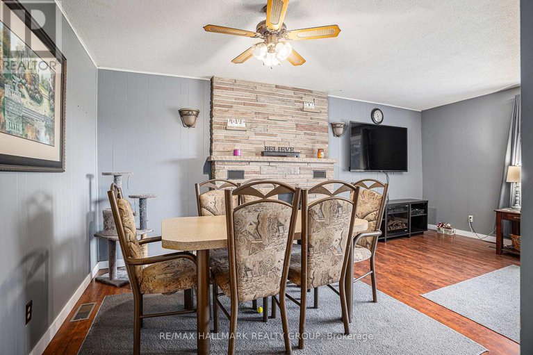 28611835/3504-county-road-26-road/augusta-twp/augusta/ontario/K0E1T0_7