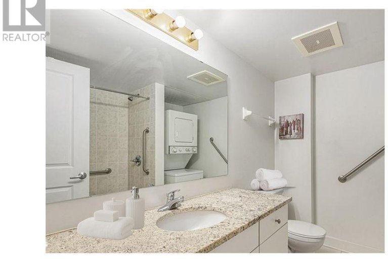 29246392/1112-138-somerset-street-w/ottawa-centregolden-triangle/ottawa/ontario/K2P0A3_9