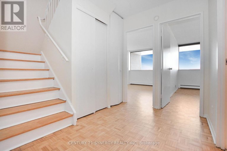 29452049/631-515-st-laurent-boulevard/viscount-alexander-park/ottawa/ontario/K1K3X5_15